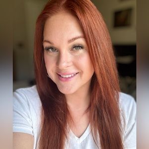 Meet your Posher, Claire